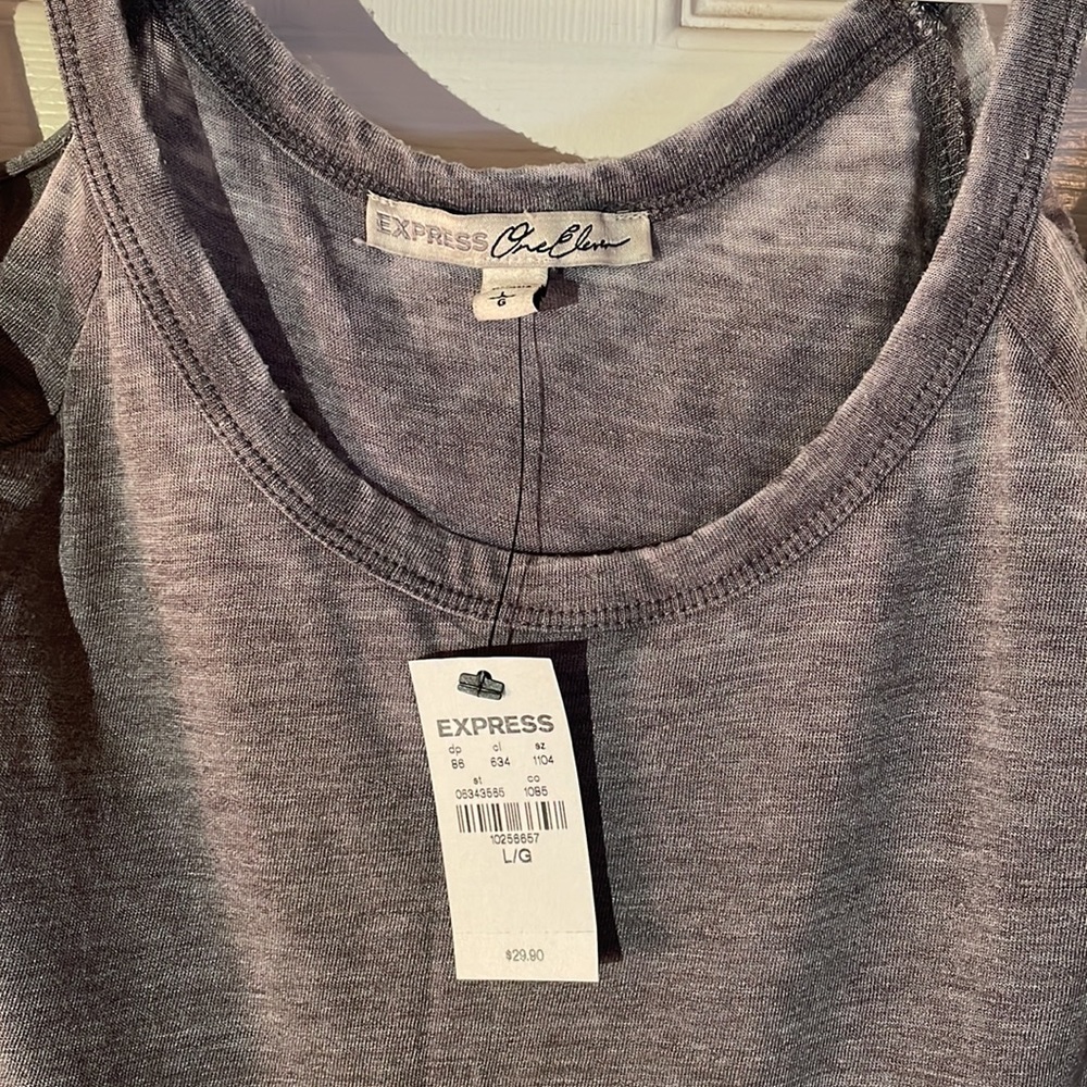 NWT Express Cold-Shoulder Burnout Top. Size L - Picture 2 of 2